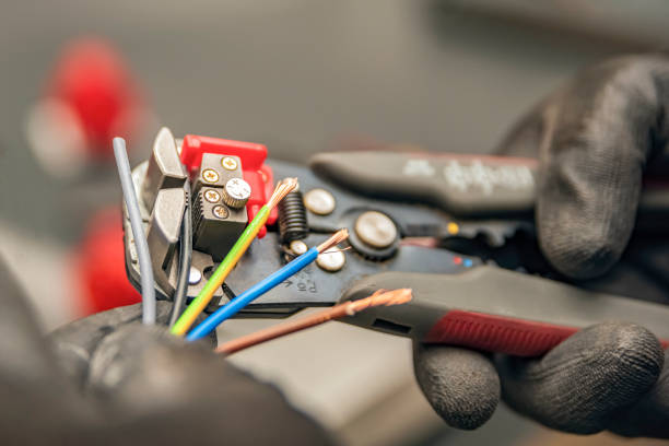Best Electrical Outlet Repair  in Yukon, OK